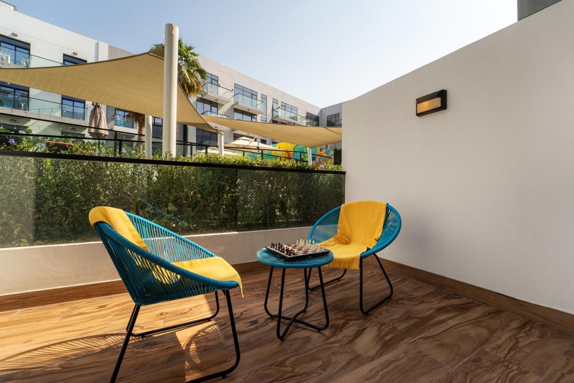 Izzzi Life Mint Aparthotel Dubai Luaran gambar